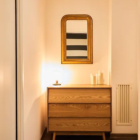 Pyramid House Hotel *